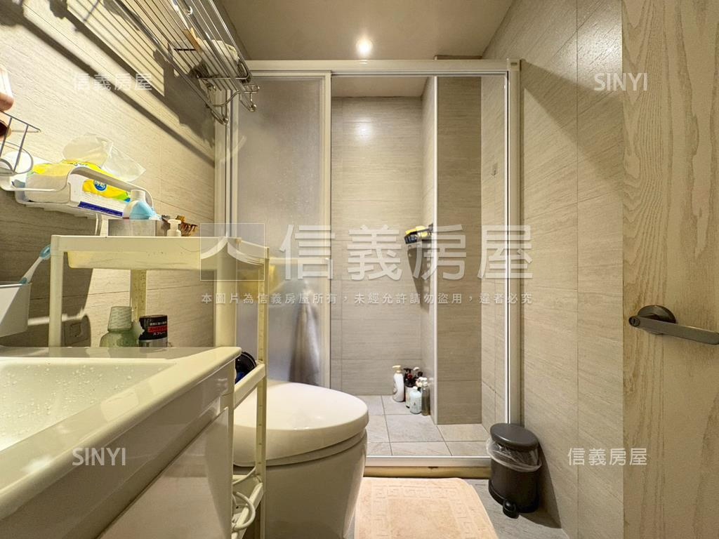 信義庭院一樓●有車庫房屋室內格局與周邊環境