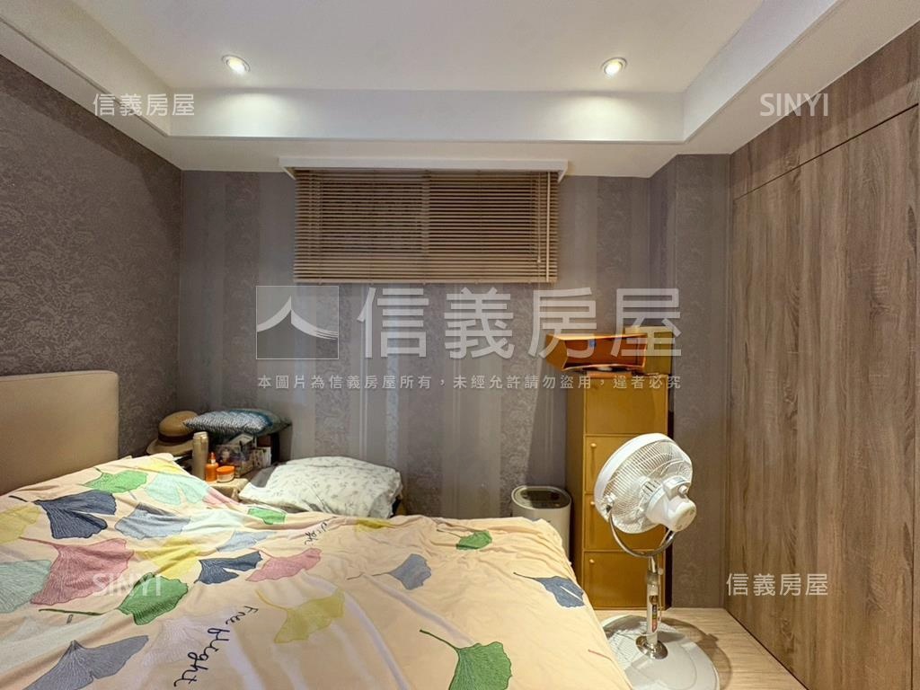 信義庭院一樓●有車庫房屋室內格局與周邊環境