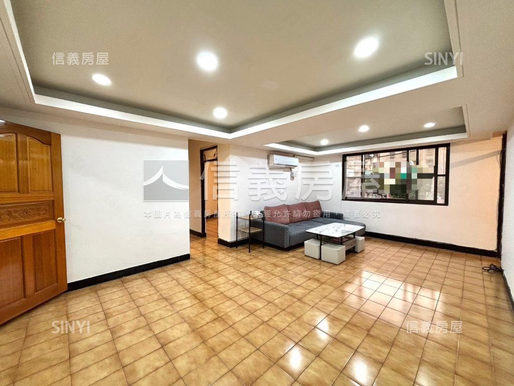 一層一戶邊間大空間房屋室內格局與周邊環境