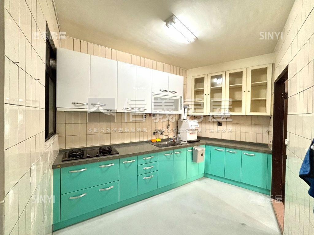 一層一戶邊間大空間房屋室內格局與周邊環境