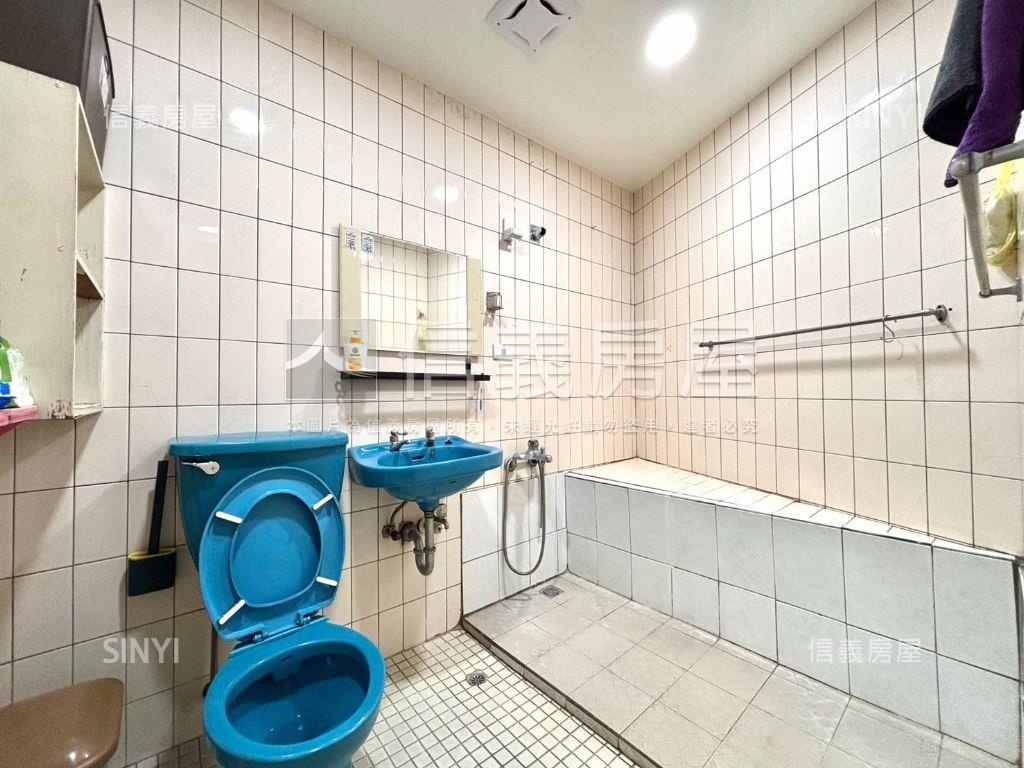 一層一戶邊間大空間房屋室內格局與周邊環境