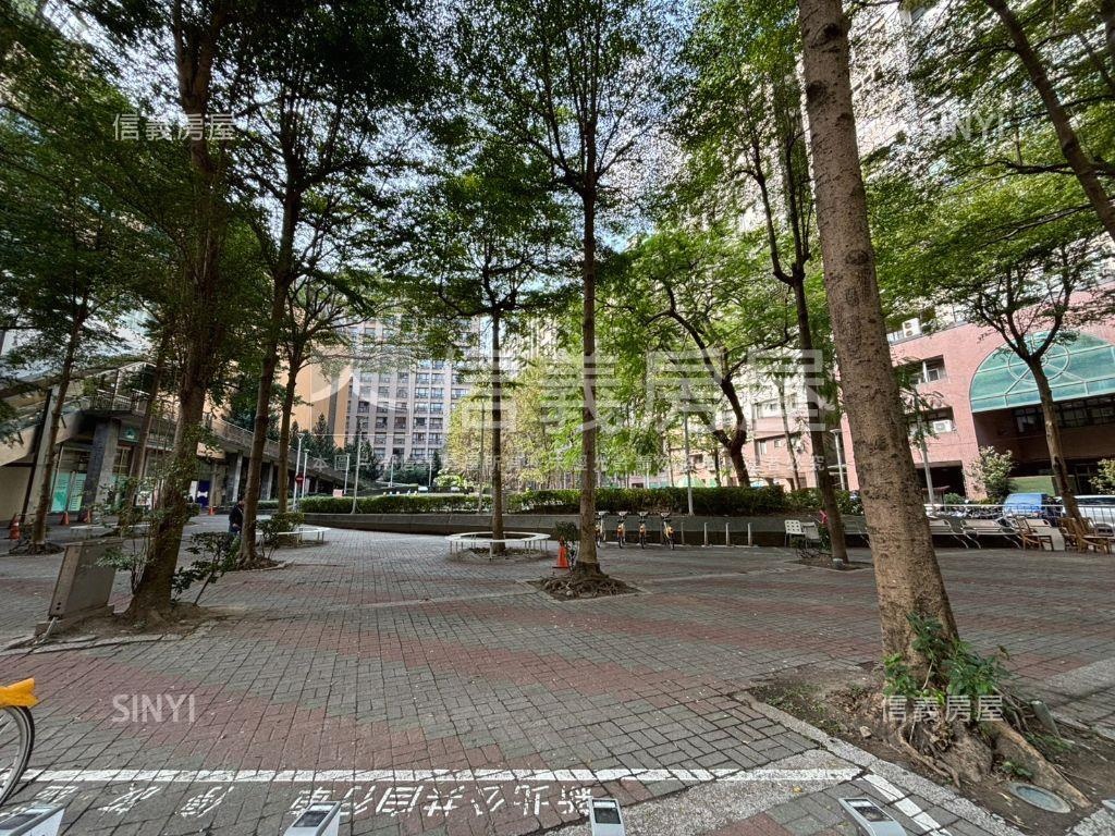 中山路鄰路二樓大空間房屋室內格局與周邊環境