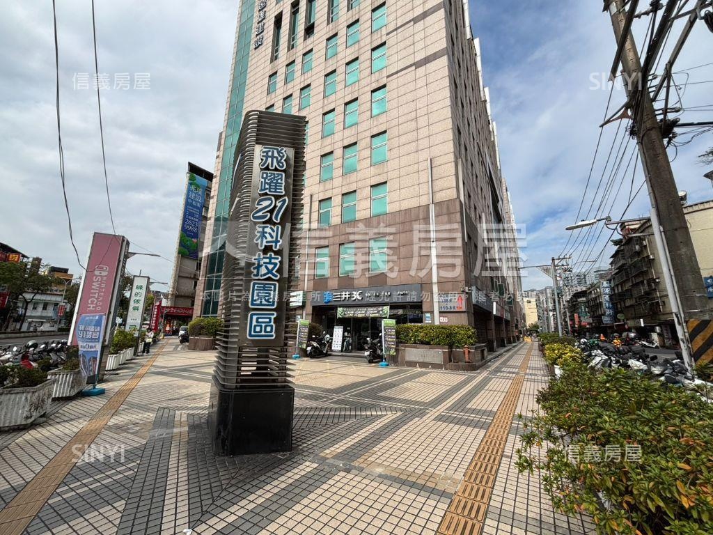 中山路鄰路二樓大空間房屋室內格局與周邊環境