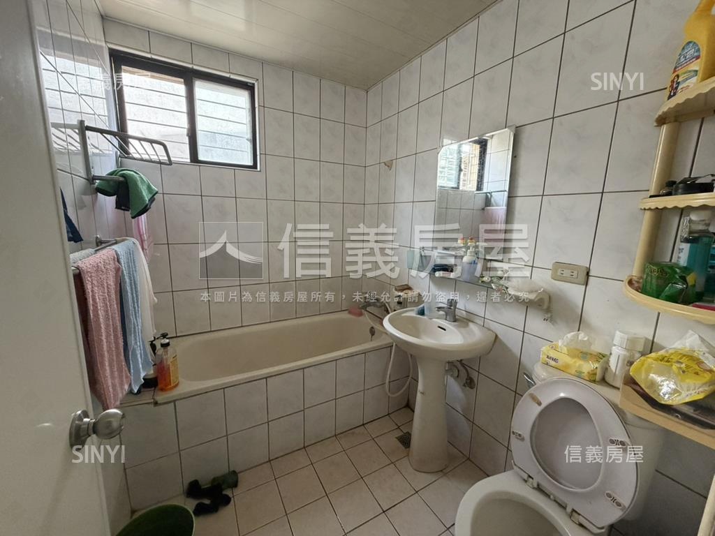 邊間三面採光頂加佳房屋室內格局與周邊環境