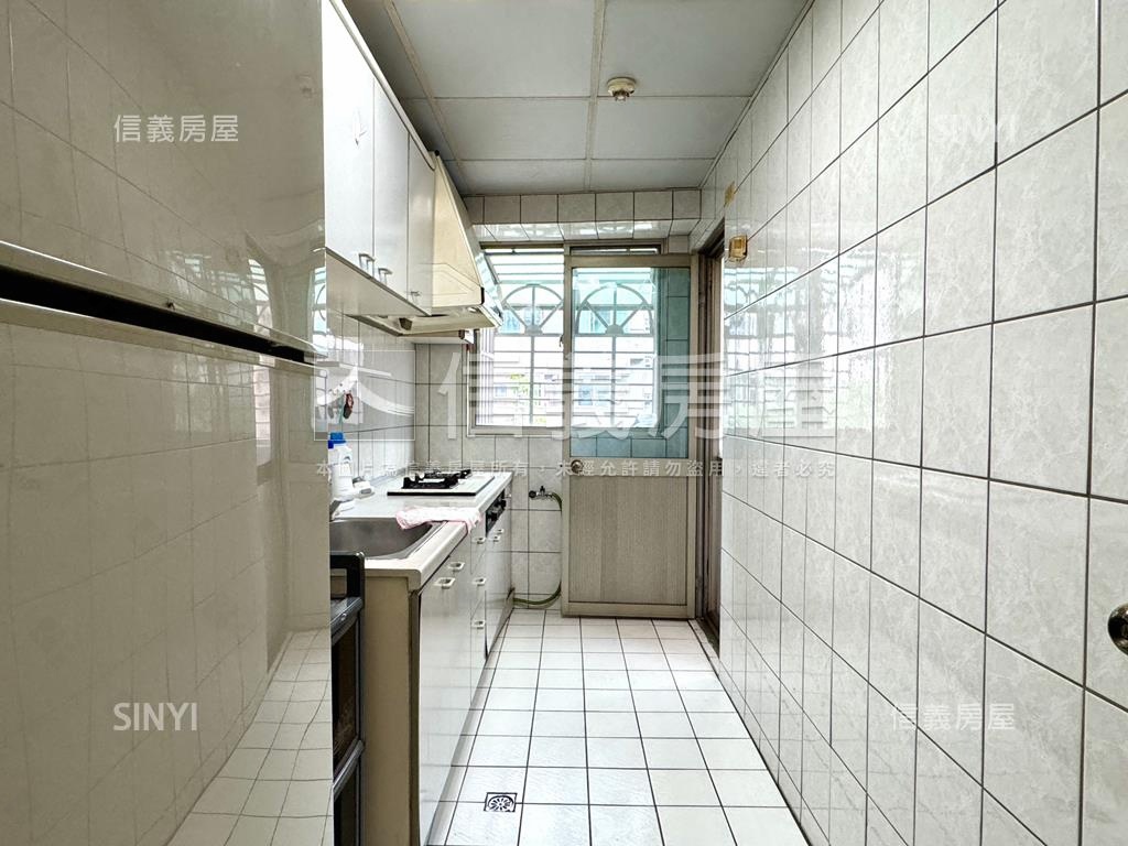 景安捷運南華社區三房房屋室內格局與周邊環境