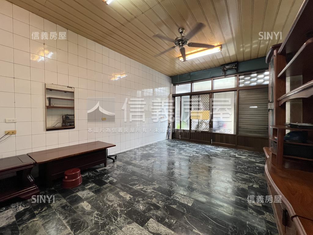 瑞隆東路靚美透天房屋室內格局與周邊環境