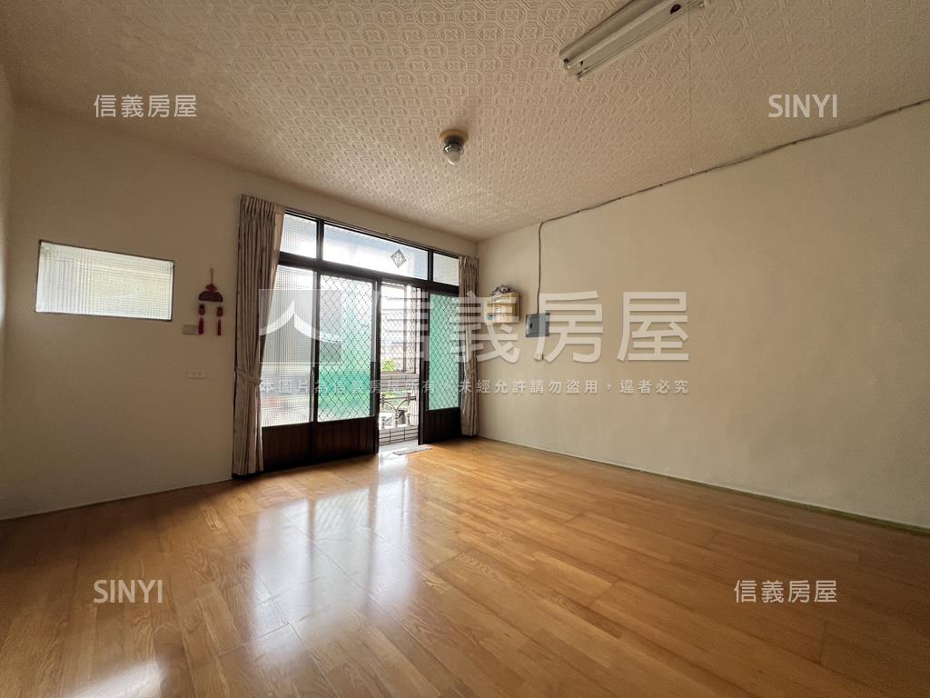 瑞隆東路靚美透天房屋室內格局與周邊環境