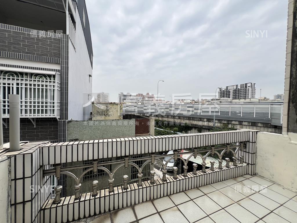 瑞隆東路靚美透天房屋室內格局與周邊環境