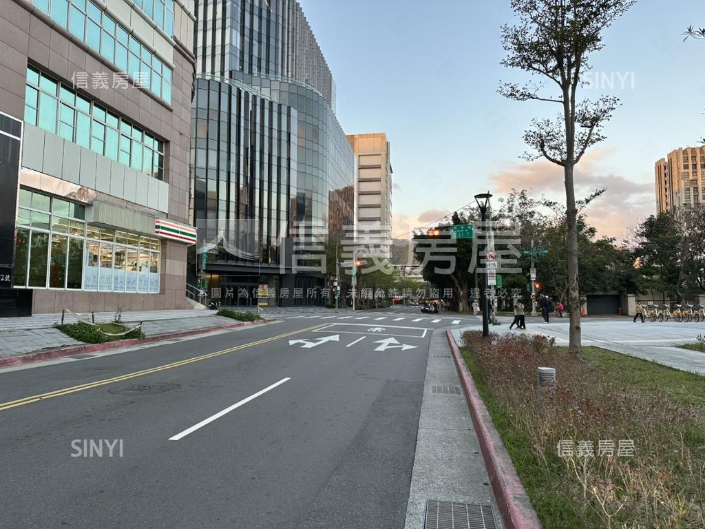 內科近捷運金店面房屋室內格局與周邊環境