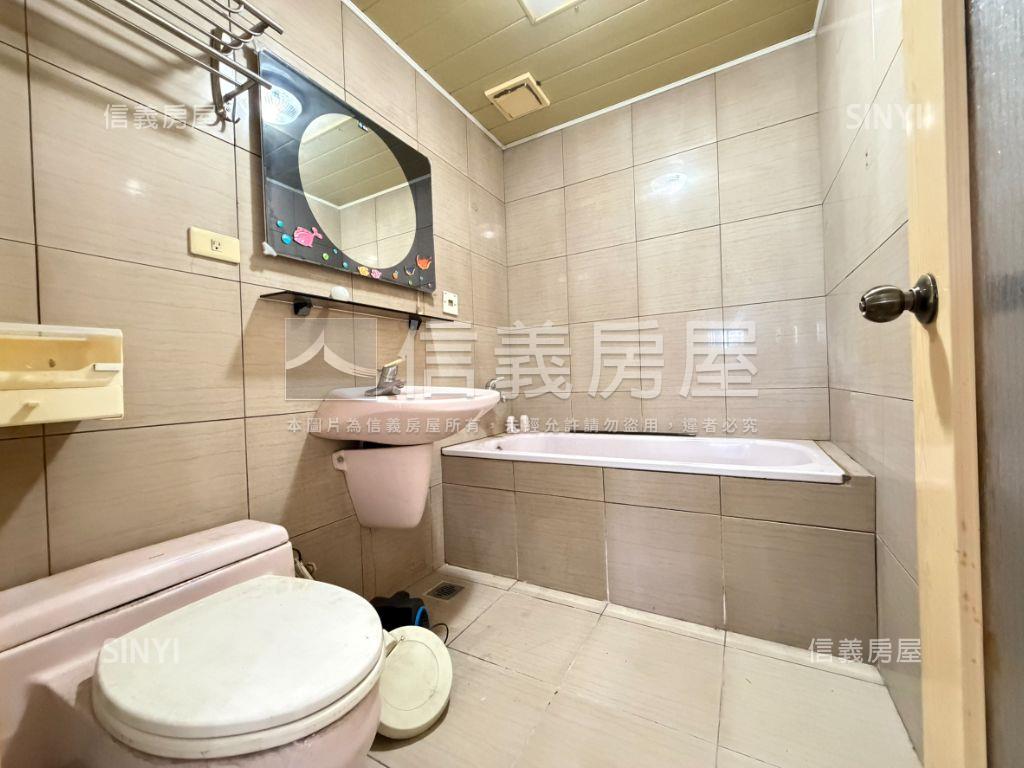 近中國醫｜松鶴名門三房房屋室內格局與周邊環境