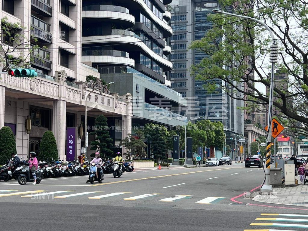 藝文特區頂流金店面房屋室內格局與周邊環境