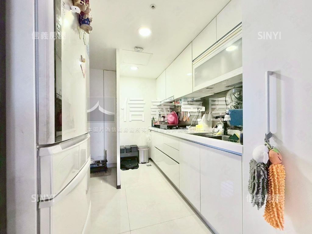 景一方四房視野戶房屋室內格局與周邊環境