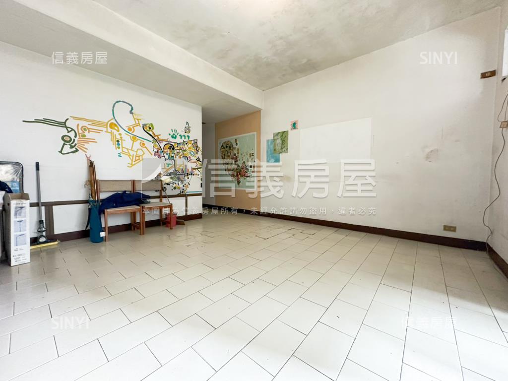 四號公園黃金三樓房屋室內格局與周邊環境