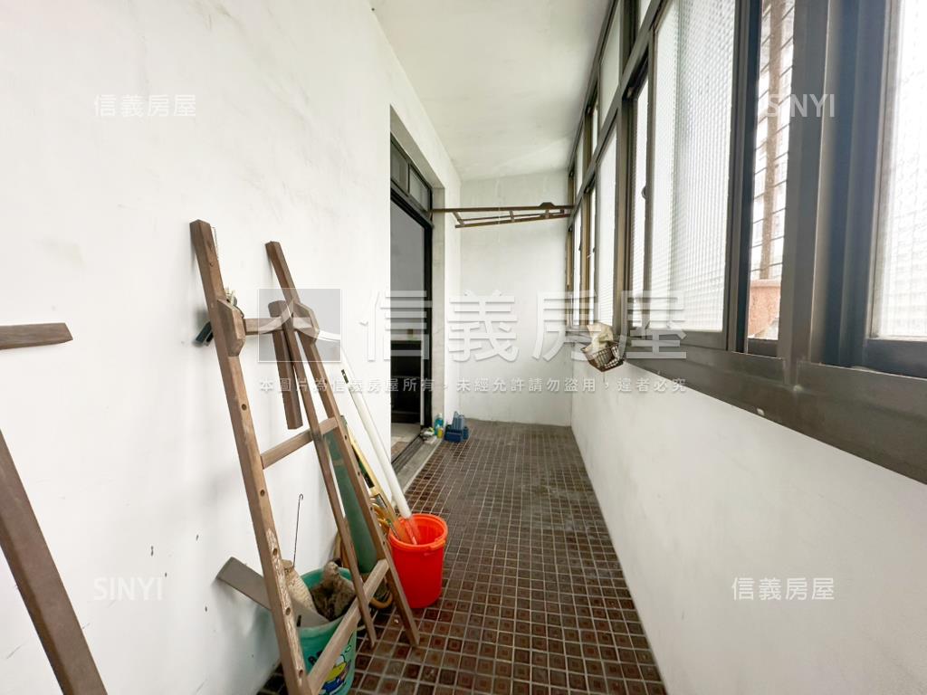 四號公園黃金三樓房屋室內格局與周邊環境