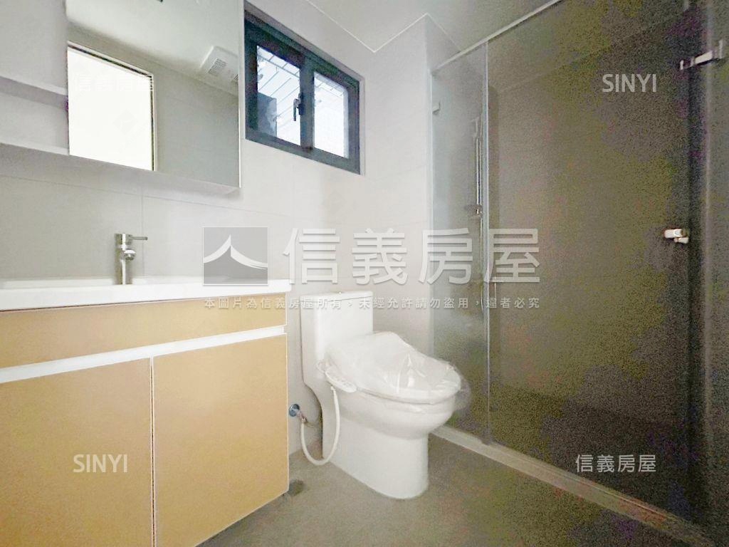 中高樓視野佳全新三房平車房屋室內格局與周邊環境