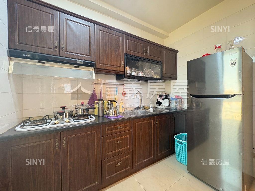 甜蜜家庭高樓層美宅平車房屋室內格局與周邊環境