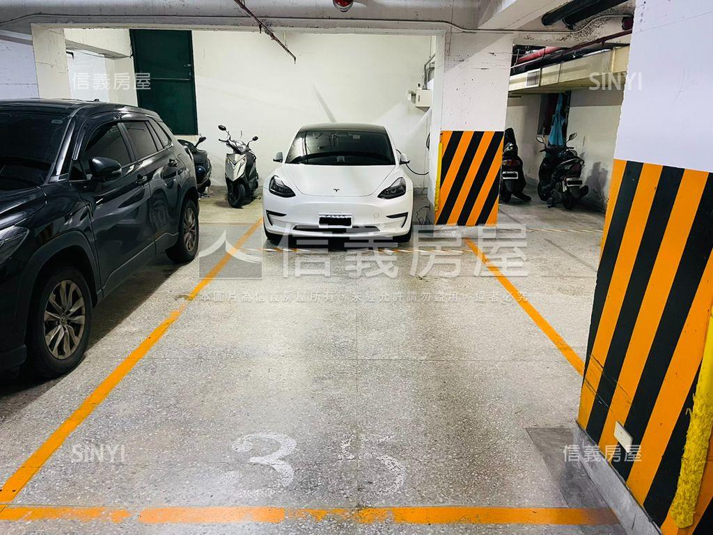 大安站住辦有車位房屋室內格局與周邊環境