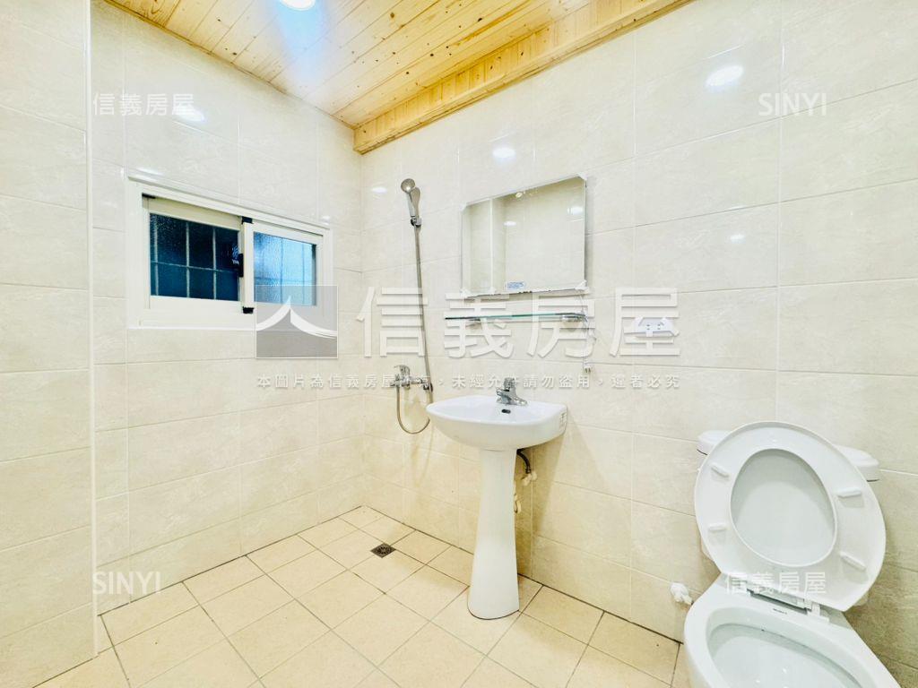 近樹孝有整理透天房屋室內格局與周邊環境