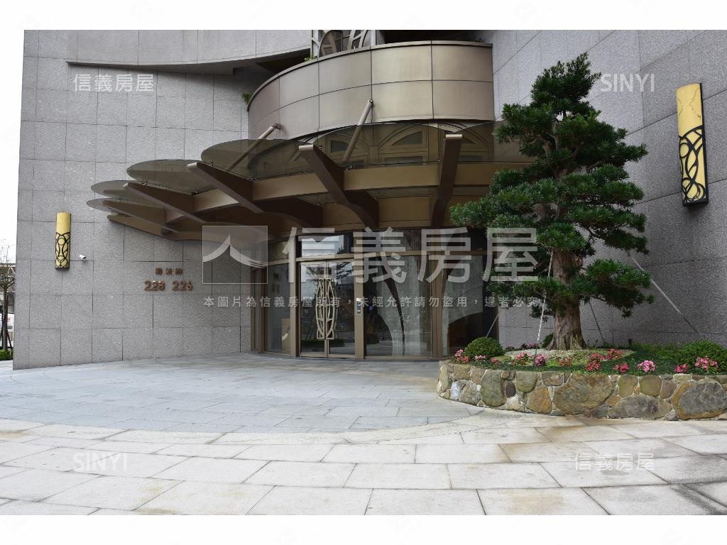 品藏星河麗露台戶房屋室內格局與周邊環境