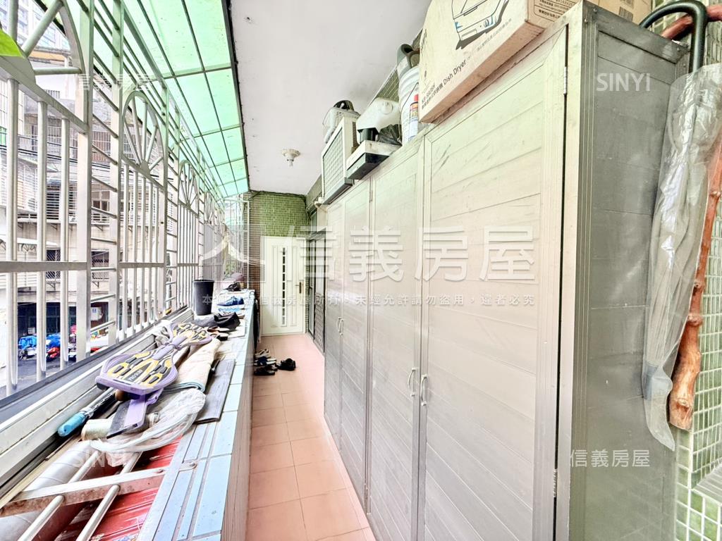 裕隆城邊間二樓機能大戶房屋室內格局與周邊環境