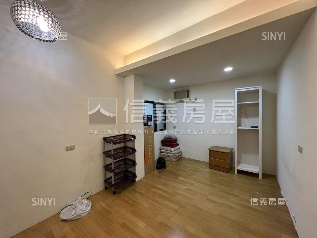 近捷運美寓房屋室內格局與周邊環境