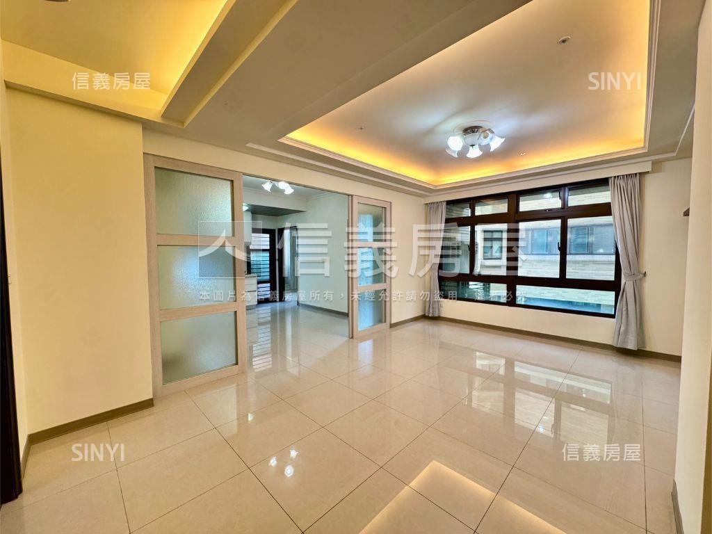 莫札特三房車位房屋室內格局與周邊環境