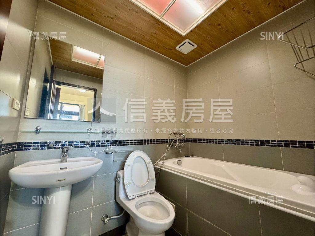 莫札特三房車位房屋室內格局與周邊環境