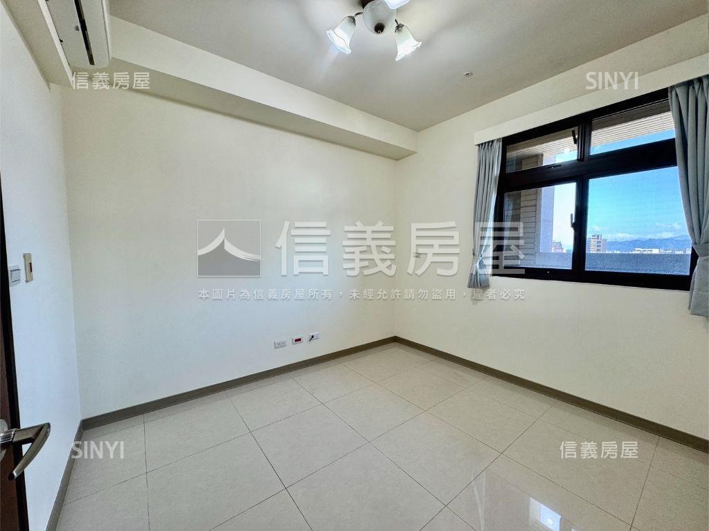 莫札特三房車位房屋室內格局與周邊環境