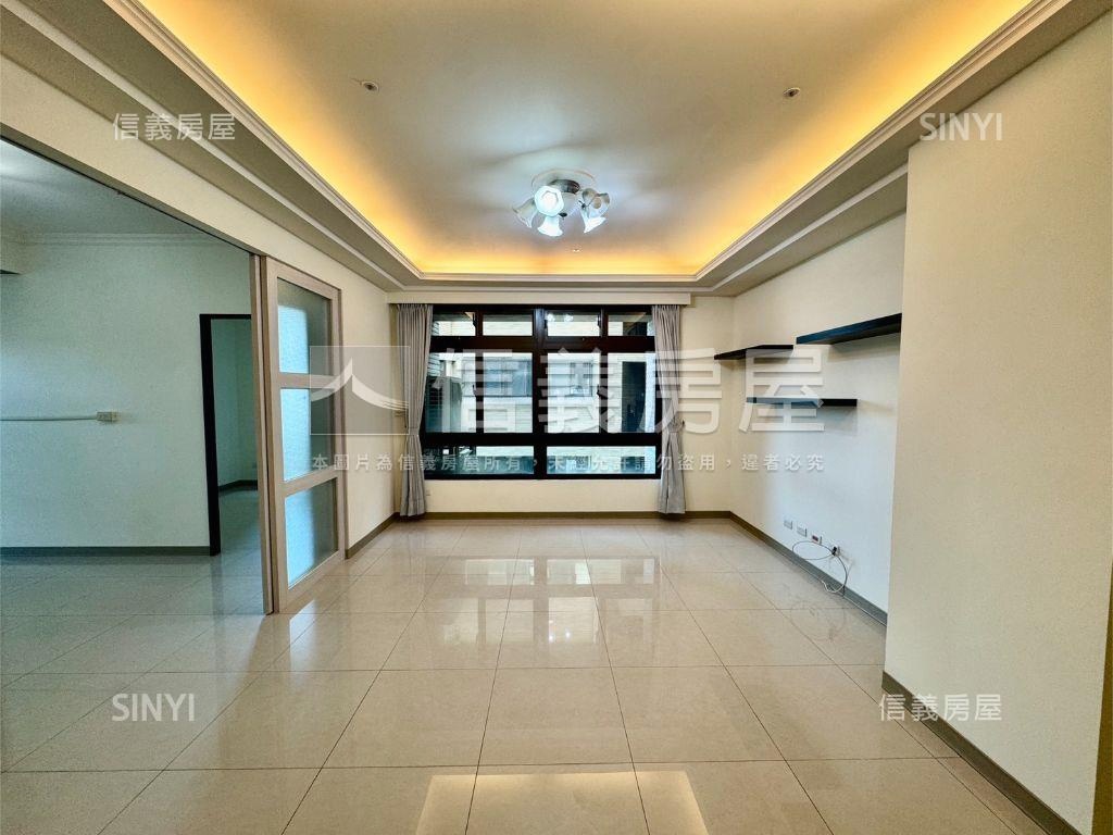 莫札特三房車位房屋室內格局與周邊環境