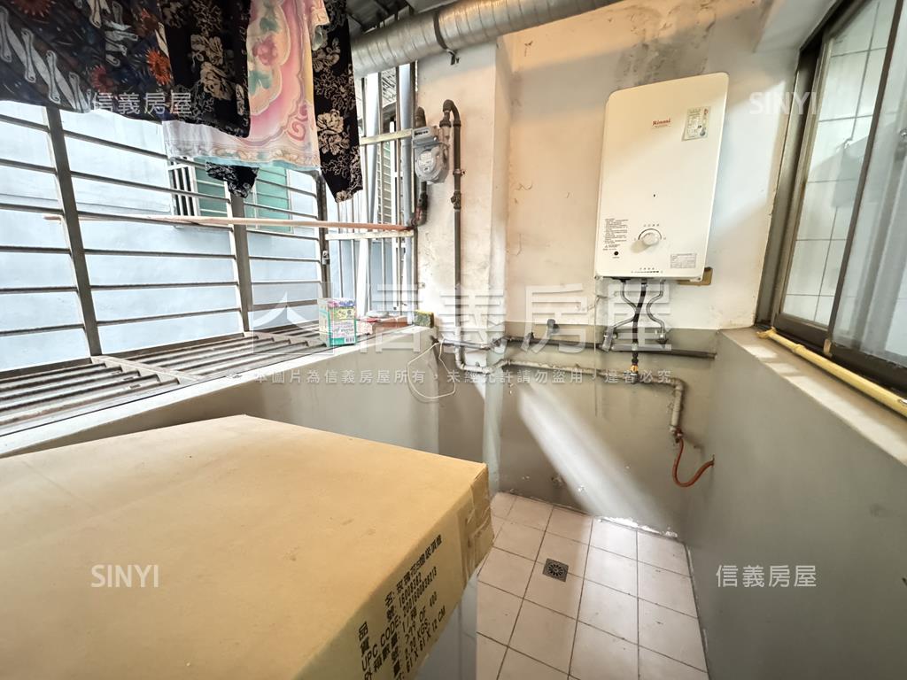 五工二路二樓住家房屋室內格局與周邊環境