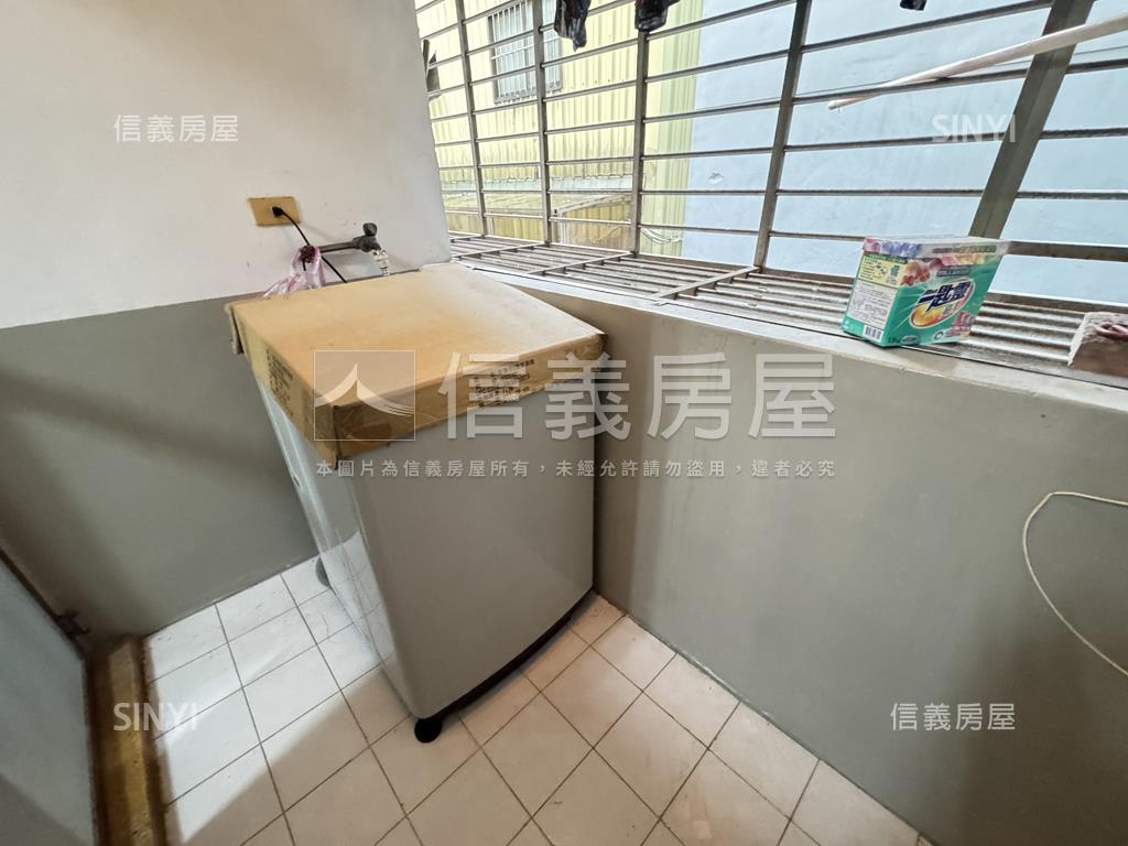 五工二路二樓住家房屋室內格局與周邊環境