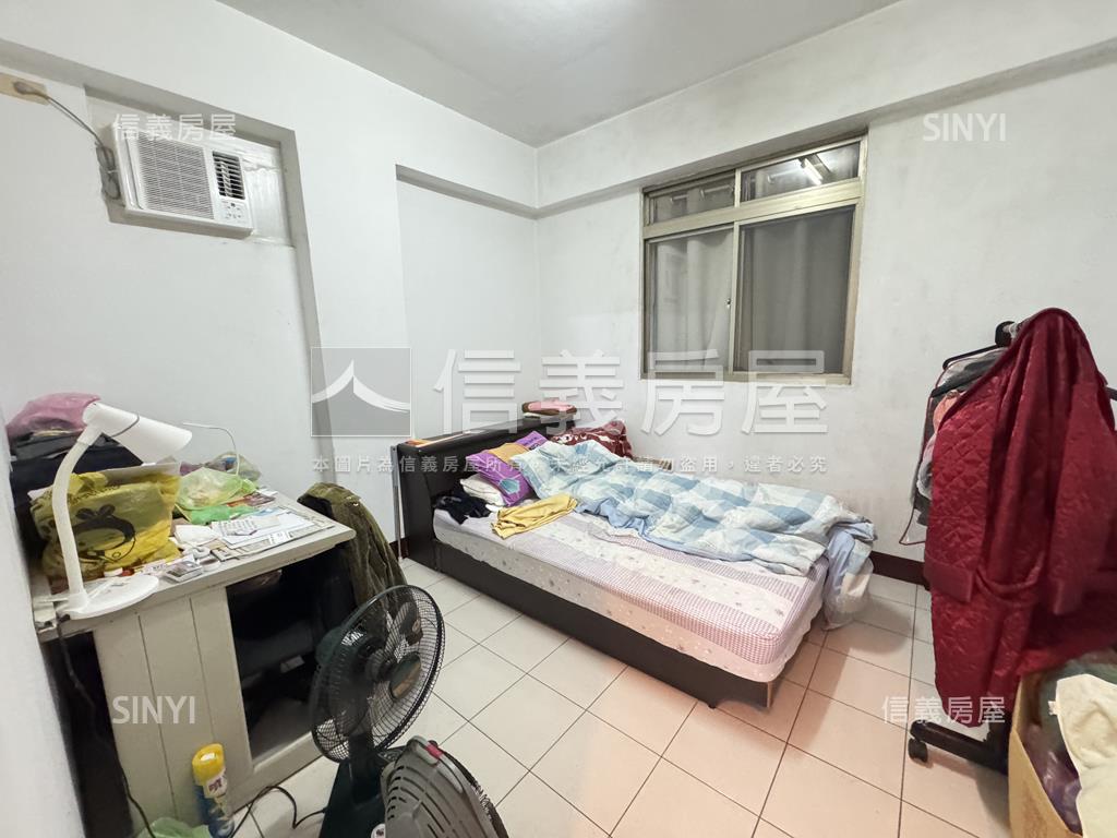 五工二路二樓住家房屋室內格局與周邊環境