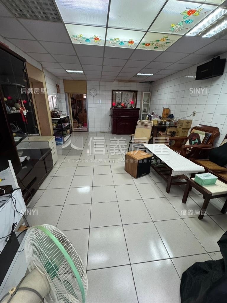 低總價清靜光興漂亮透天厝房屋室內格局與周邊環境