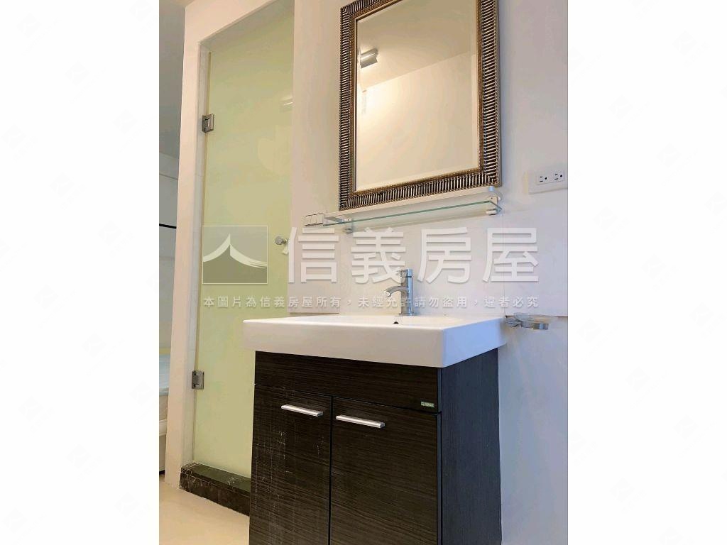 老街靜巷日光２房房屋室內格局與周邊環境