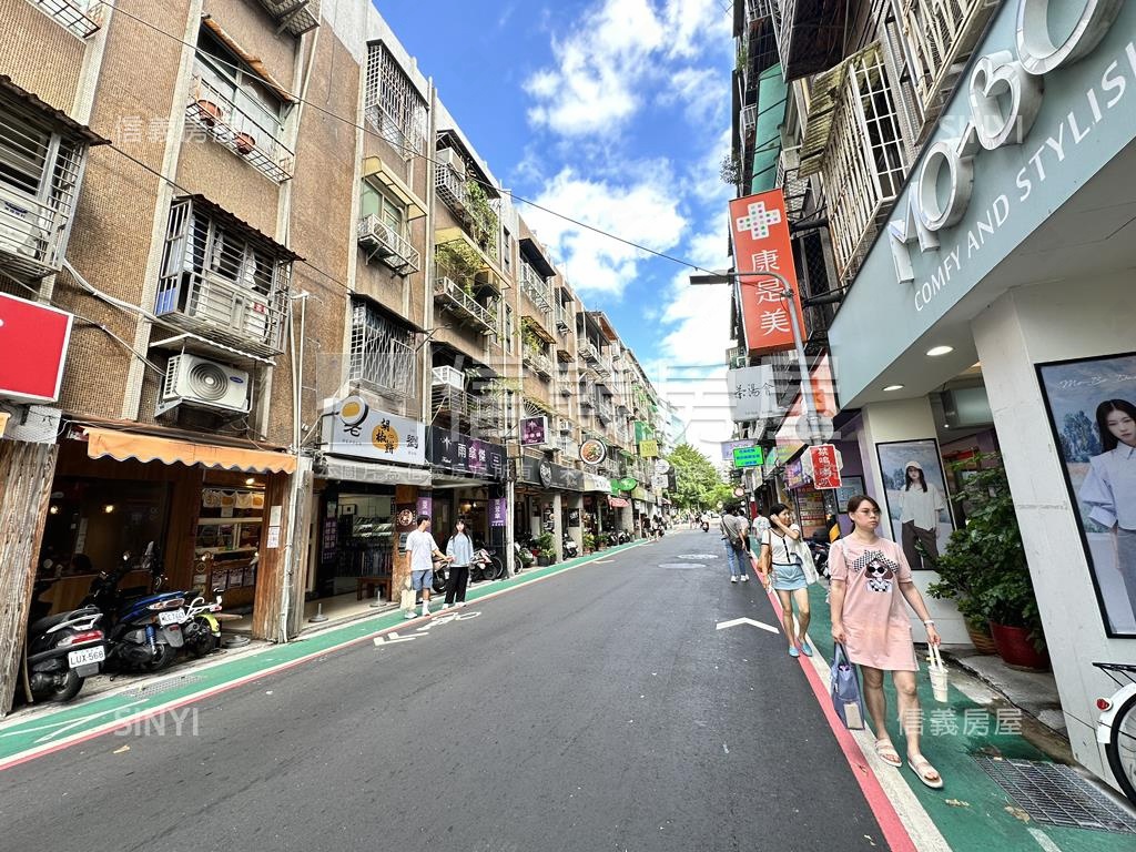 芝山站精品傳家店面房屋室內格局與周邊環境