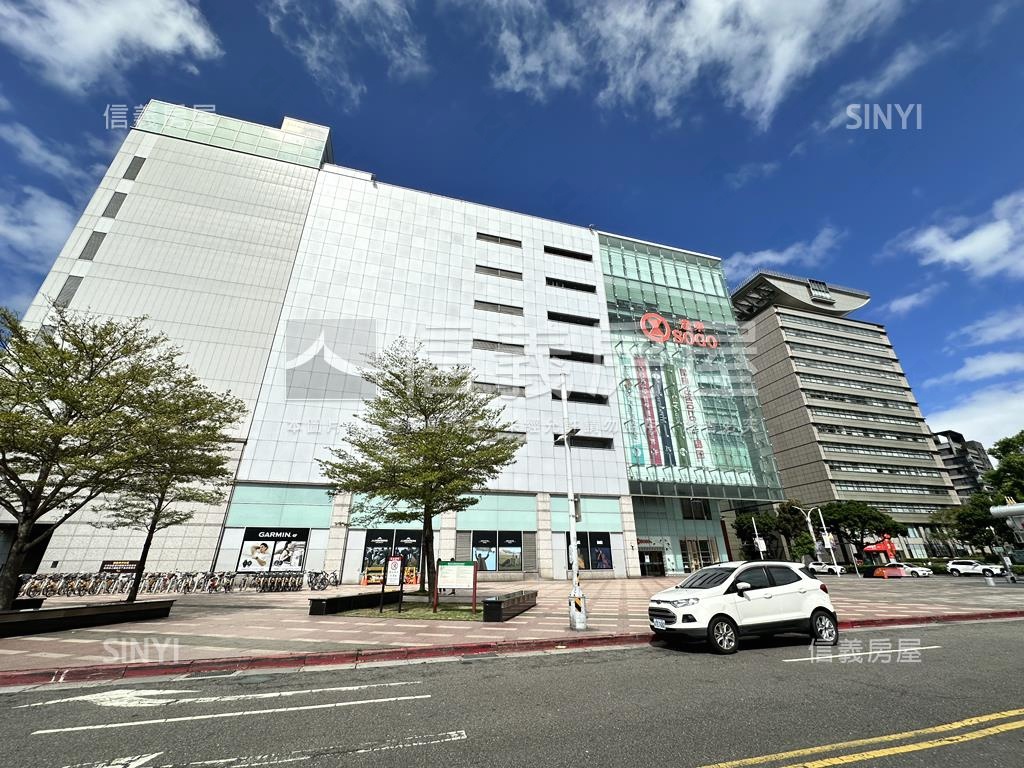 芝山站精品傳家店面房屋室內格局與周邊環境