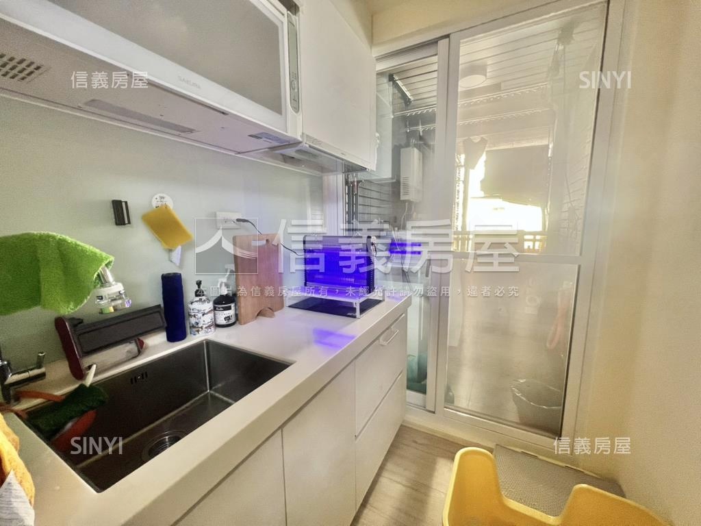 江翠ＰＡＲＫ大房車位房屋室內格局與周邊環境