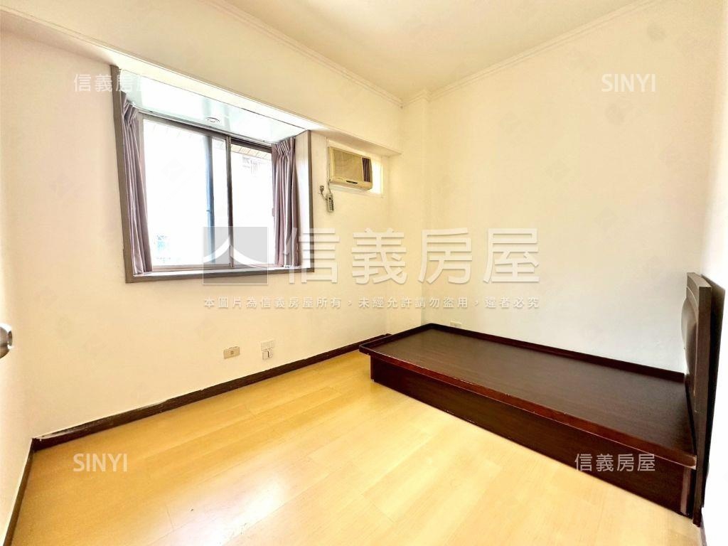 陽光沐浴。稀有東巴２房房屋室內格局與周邊環境