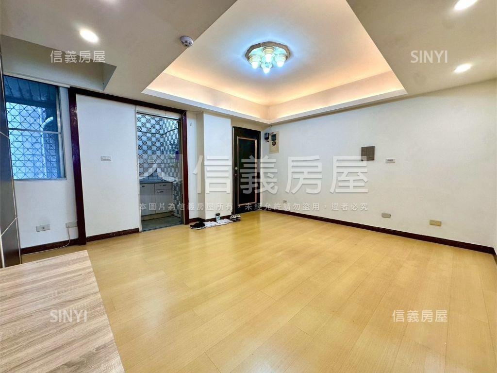 陽光沐浴。稀有東巴２房房屋室內格局與周邊環境