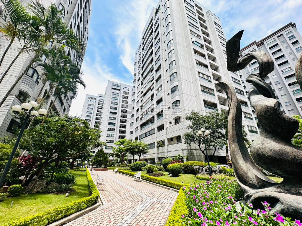 國泰巴黎花都兩房房屋室內格局與周邊環境