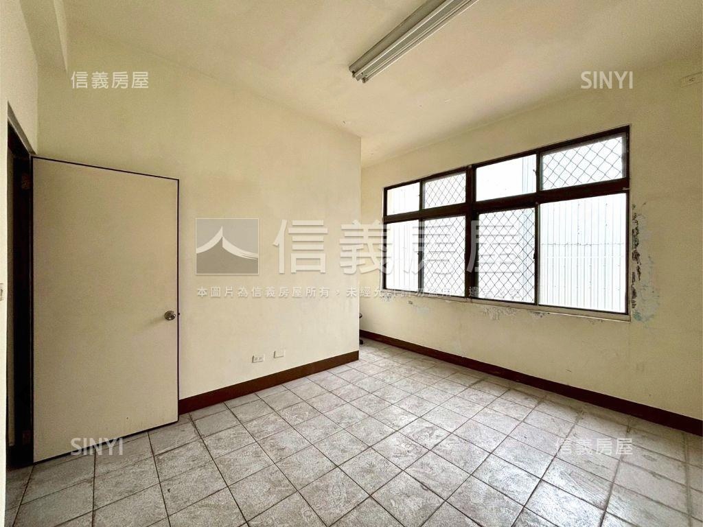 澄觀大地坪燙金店面房屋室內格局與周邊環境