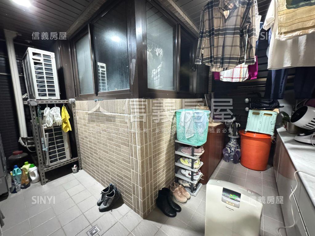 康郡次高樓豪景三房車位房屋室內格局與周邊環境