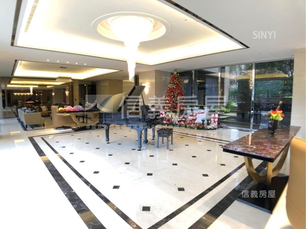 康郡次高樓豪景三房車位房屋室內格局與周邊環境