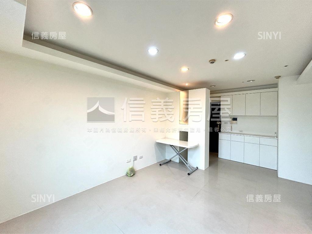 西華莎翁特區三房帶車位房屋室內格局與周邊環境