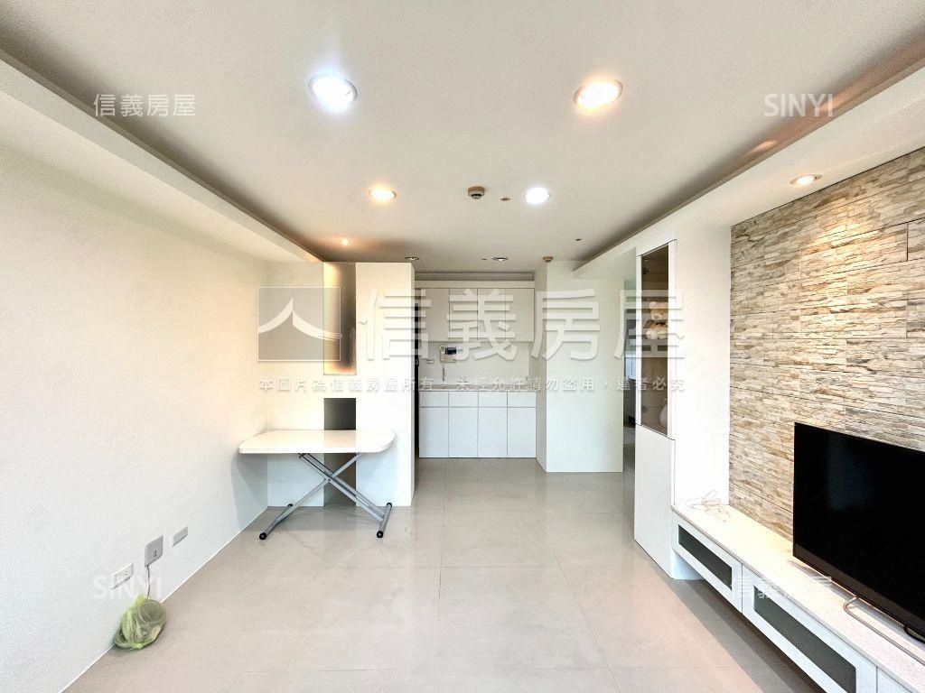 西華莎翁特區三房帶車位房屋室內格局與周邊環境