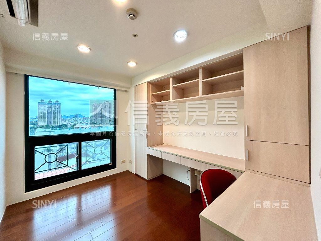 西華莎翁特區三房帶車位房屋室內格局與周邊環境