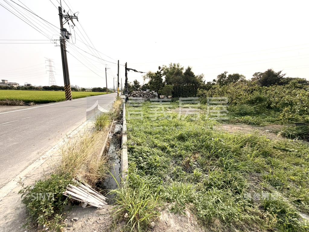 溪寮臨路農地約７１７坪房屋室內格局與周邊環境