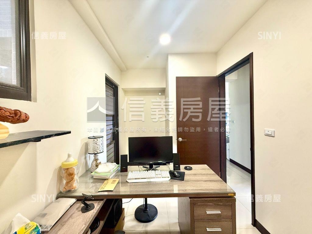 微笑世界三房平車房屋室內格局與周邊環境