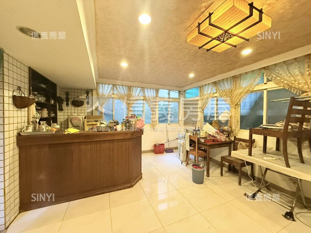 稀有馥記前巷透天宅房屋室內格局與周邊環境