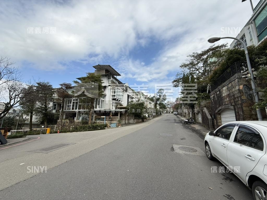 稀有馥記前巷透天宅房屋室內格局與周邊環境